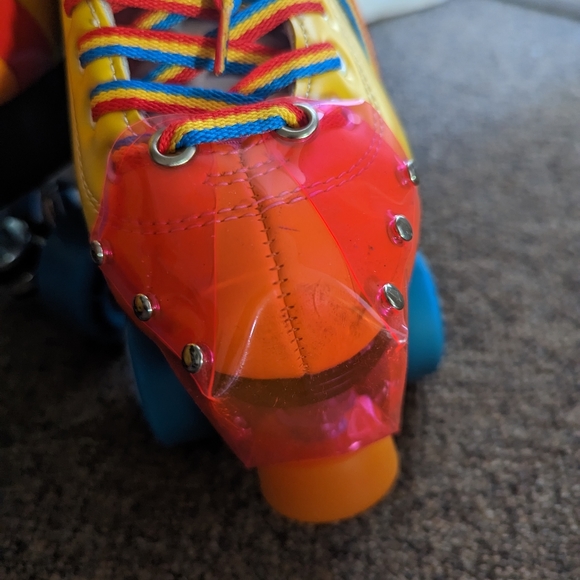 SOLD - Moxi Rainbow Rider Roller Skates - Picture 3 of 7